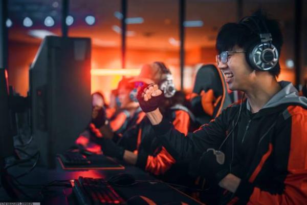 体育培训经营决策：如何提升课程质量与收益